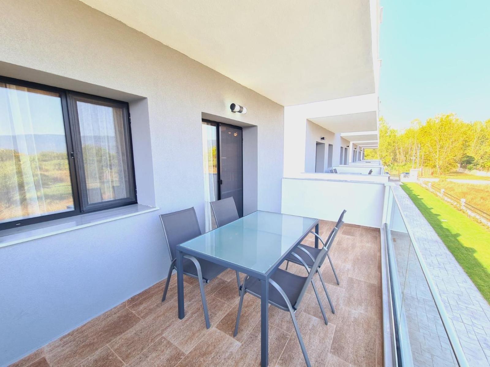Agivo Aparthotel Sztavrósz Kültér fotó